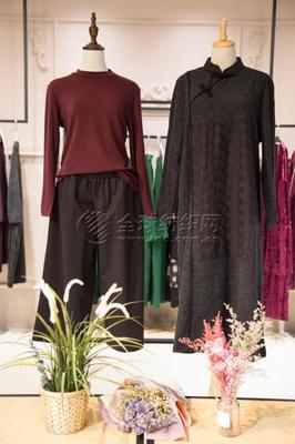 品牌折扣女裝批發(fā) 從尾貨到廠家直銷的機(jī)遇與策略